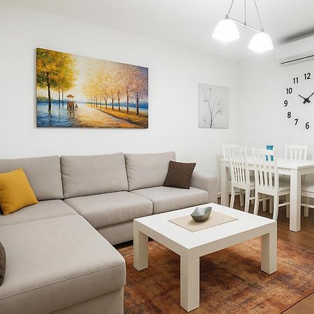 Tulips Central - Entire Apartment Tiran Dış mekan fotoğraf